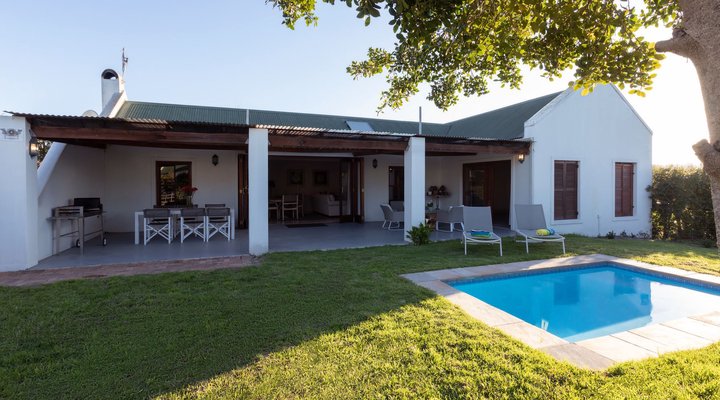 Fijndraai Exec Two-Bed Villa 4