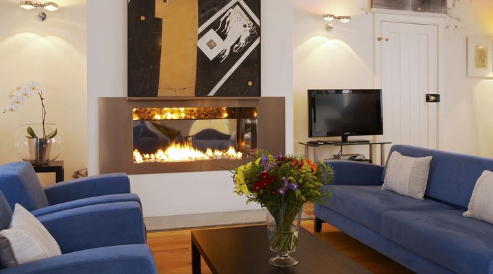 Allee Bleue Hospitality