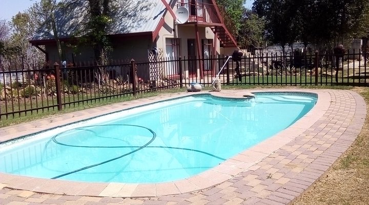 Nannies Garden Cottages, Restaurant and Tea Garden