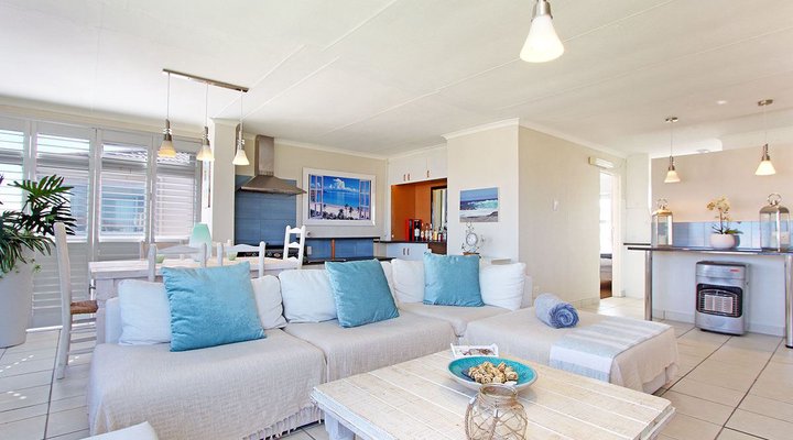 106 Hermanus Beach Club 