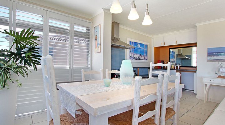 106 Hermanus Beach Club 