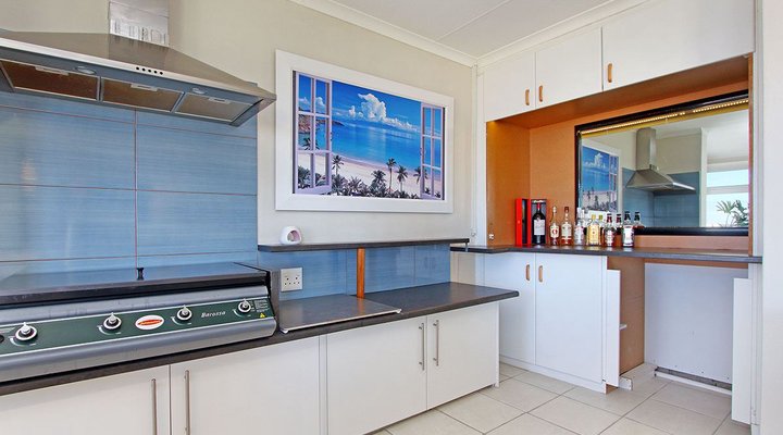 106 Hermanus Beach Club 