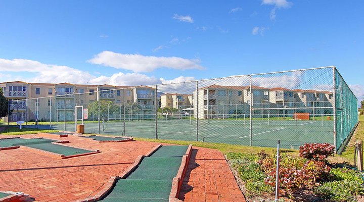 106 Hermanus Beach Club 