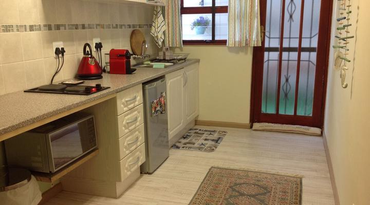 Barlinka lane Flatlet/self-catering