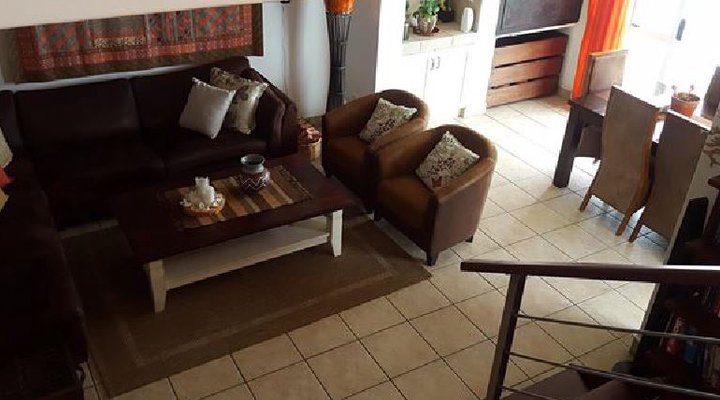 Elegant Seafront Apartment at Mall