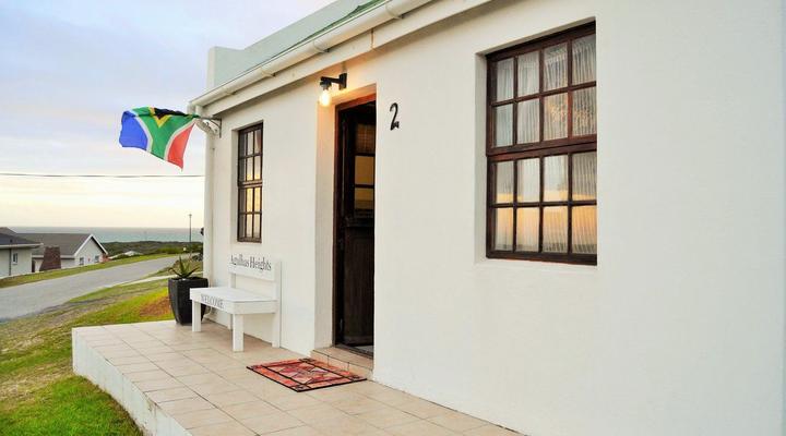 Agulhas Heights self-catering cottages