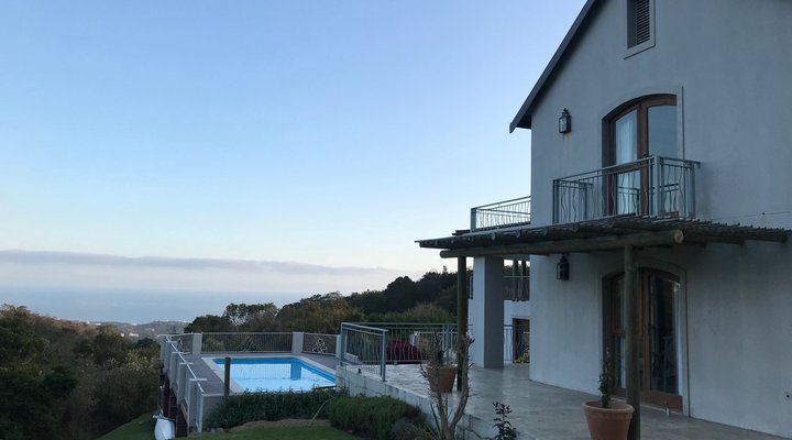 Garden Route Manor House and Cottage
