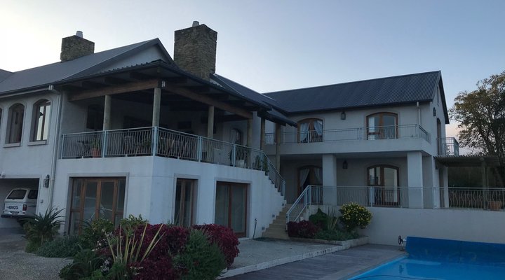 Garden Route Manor House and Cottage