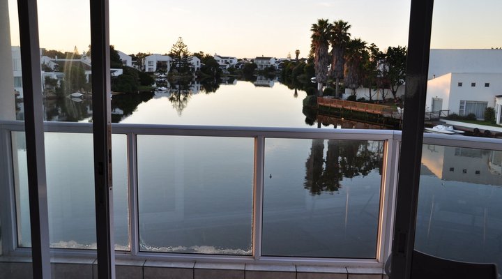 Tranquil Waters on the Marina da Gama