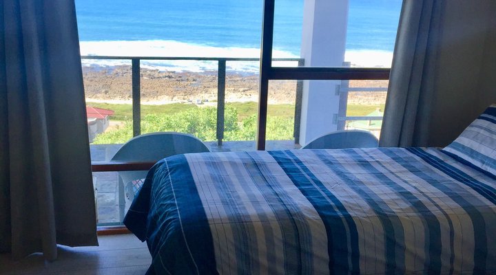 Captain Sunshine Guesthouse