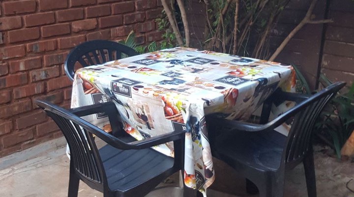 Garden Studio with Pool