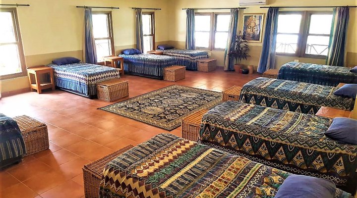 Beau Valley Backpackers