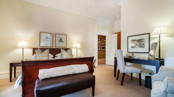 Quarters Hotel Florida Road