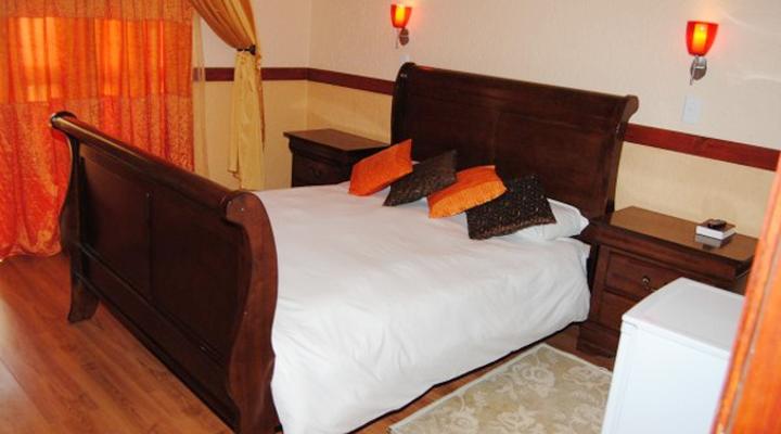 Ikanyeng Guest House - Mafikeng