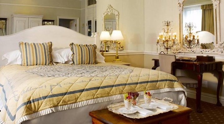 Cape Grace Hotel