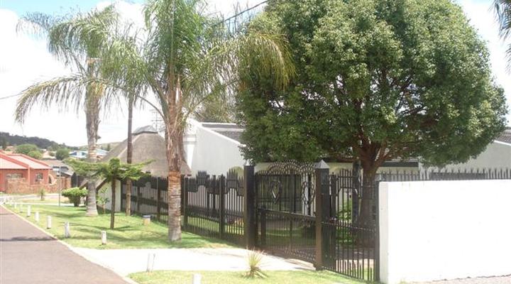 Tebogo Bed and Breakfast