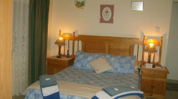 Re Etile Family House Bed and Breakfast