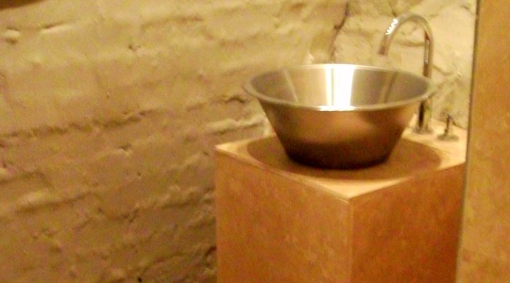 Highland View Executive Guest House