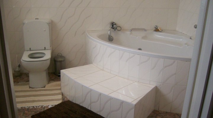 Sikhumbule Nathi Guest House