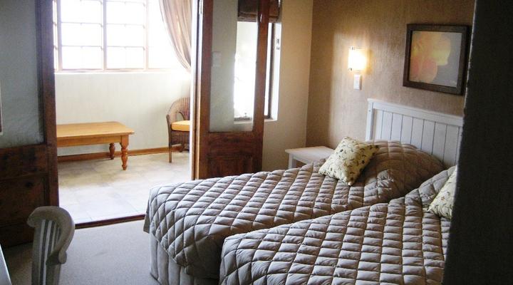 Humansdorp Boutique Hotel