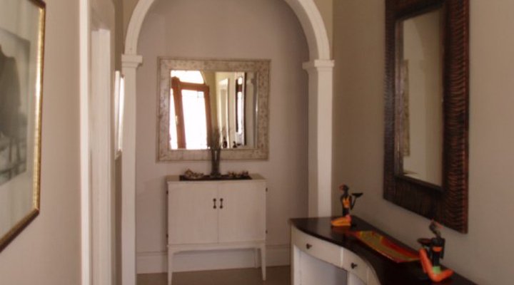 Mooimeisies Guest House