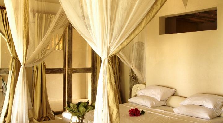 Msambweni Beach House & Private Villas