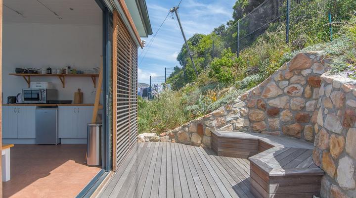 Modern Beach Apartment