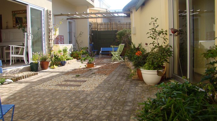 Verona Lodge by the Sea