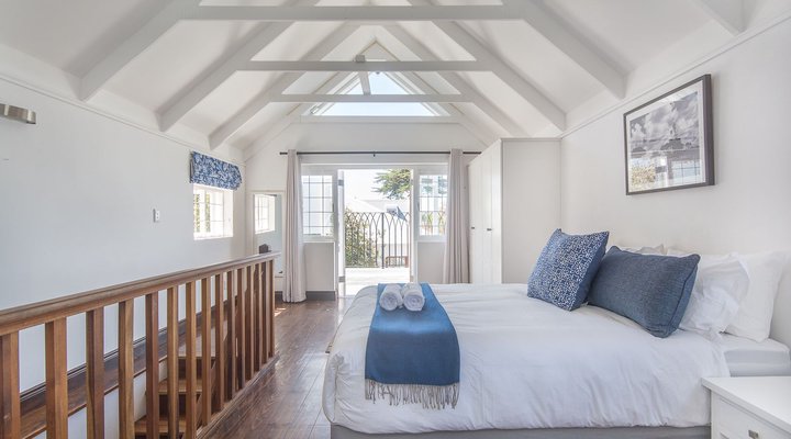 Charming Rosmead Cottage