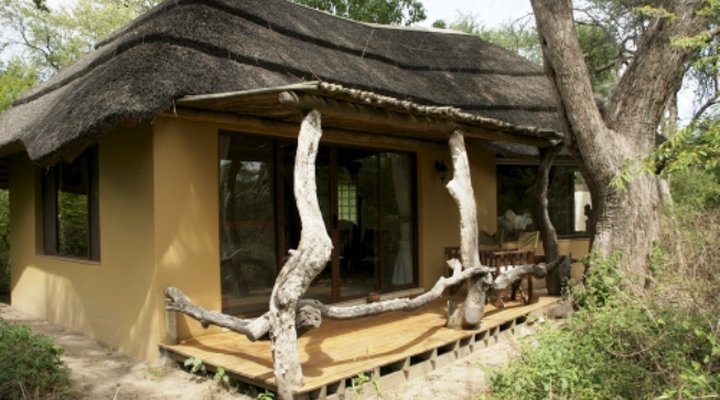 Royal Tree Lodge