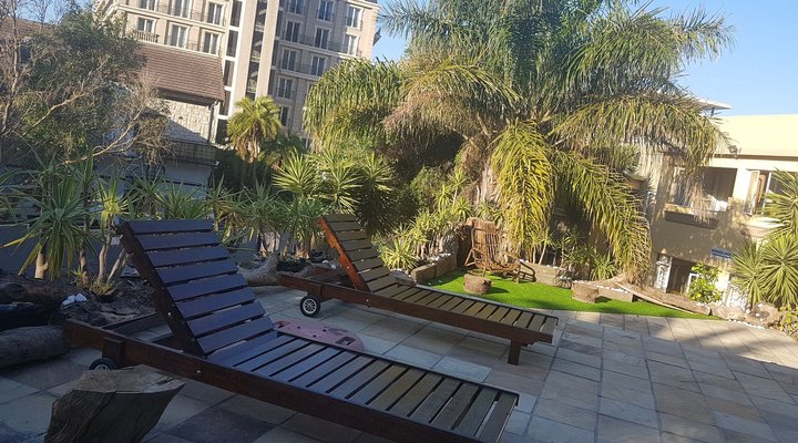 Fawlty Towers Afari Lodge 