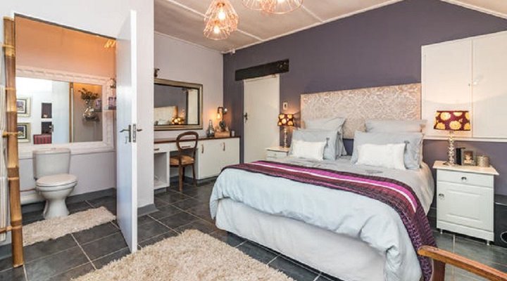 Hillside Guesthouse