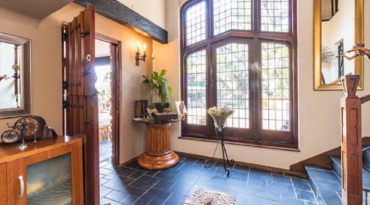Hillside Guesthouse
