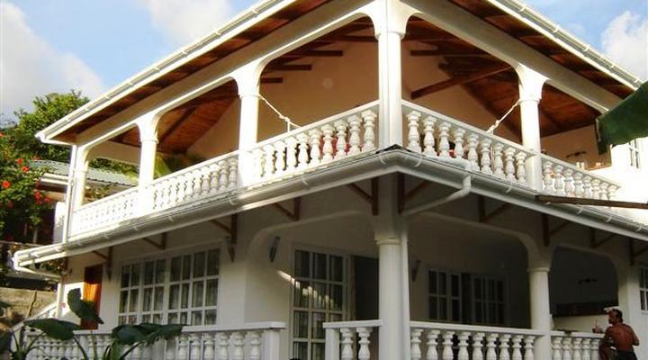 Beau Bamboo Guest House