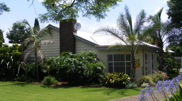 Lus-Hof Bed and Breakfast