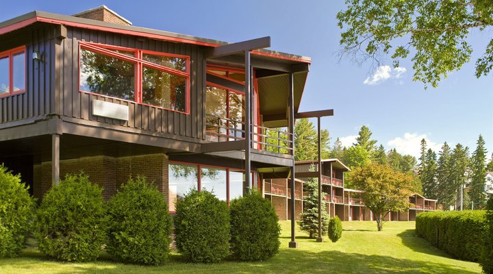 Lake House