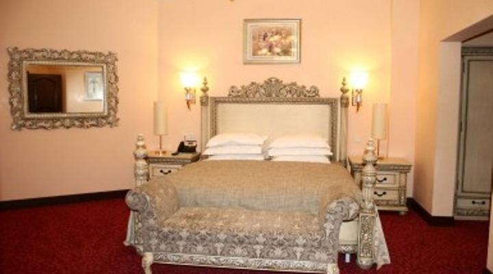 Imperial Royale Hotel