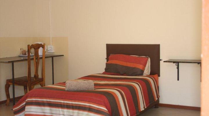 Squirrel's Nest Lodge