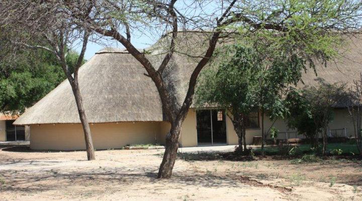 Squirrel's Nest Lodge