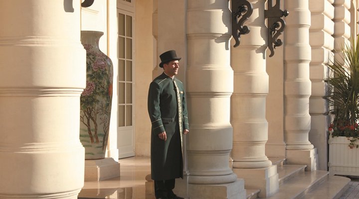 Shangri La Hotel Paris