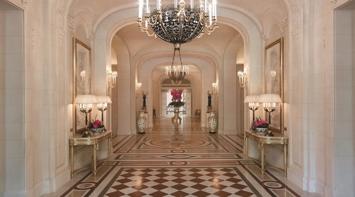 Shangri La Hotel Paris