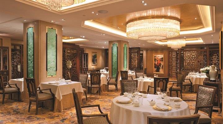 Shangri La Hotel Paris