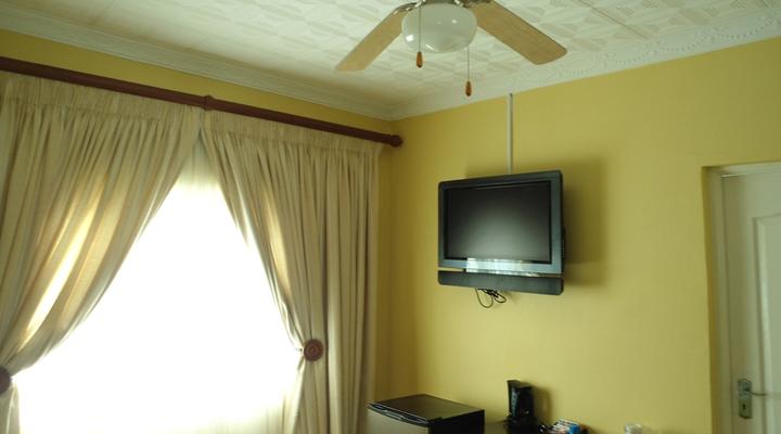 Bulls & Bears Guest House