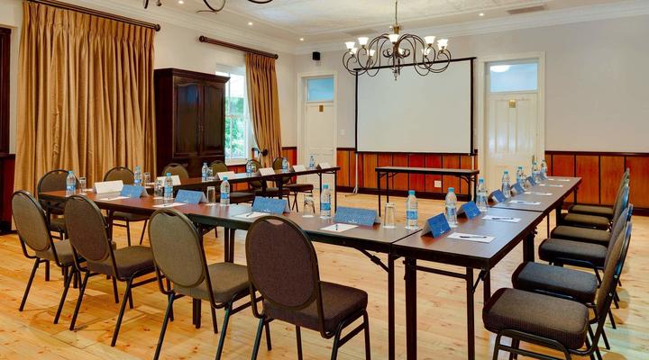 Protea Hotel Dorphuis and Spa