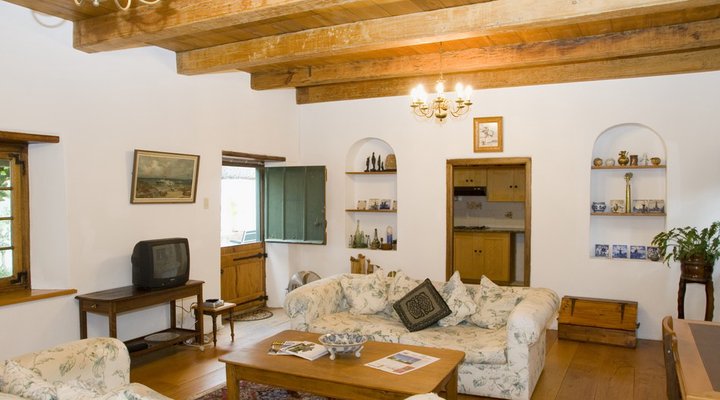 Yellowood House - Cape Dutch Quarters