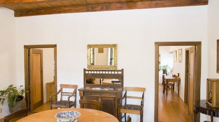 Yellowood House - Cape Dutch Quarters