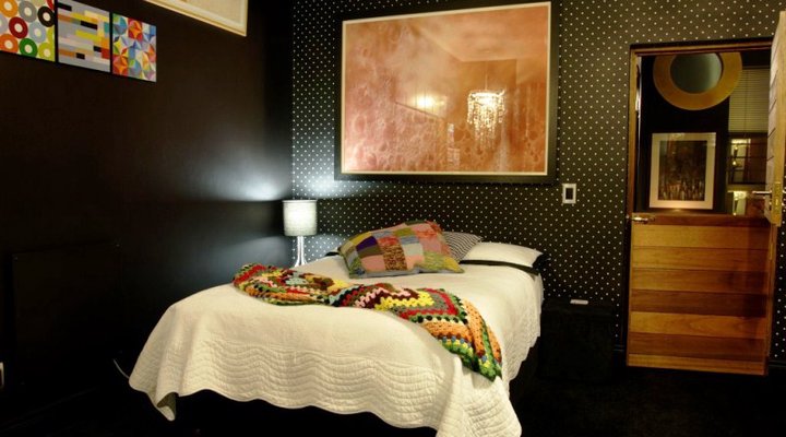 Kalm: A Colourful Place to Stay