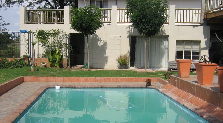 Oppi-Koppi Guesthouse