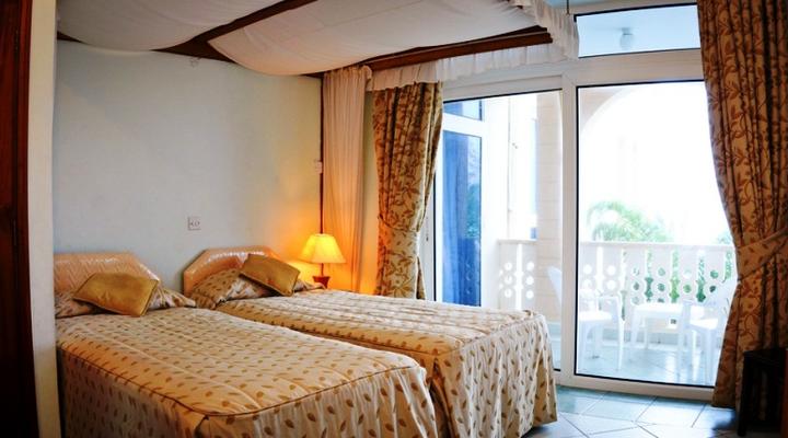 Pa Pweza Adamsville Beach Suites