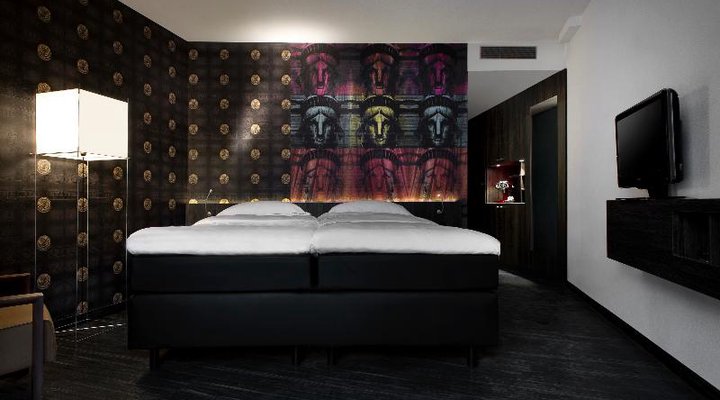 Mainport Design Hotel